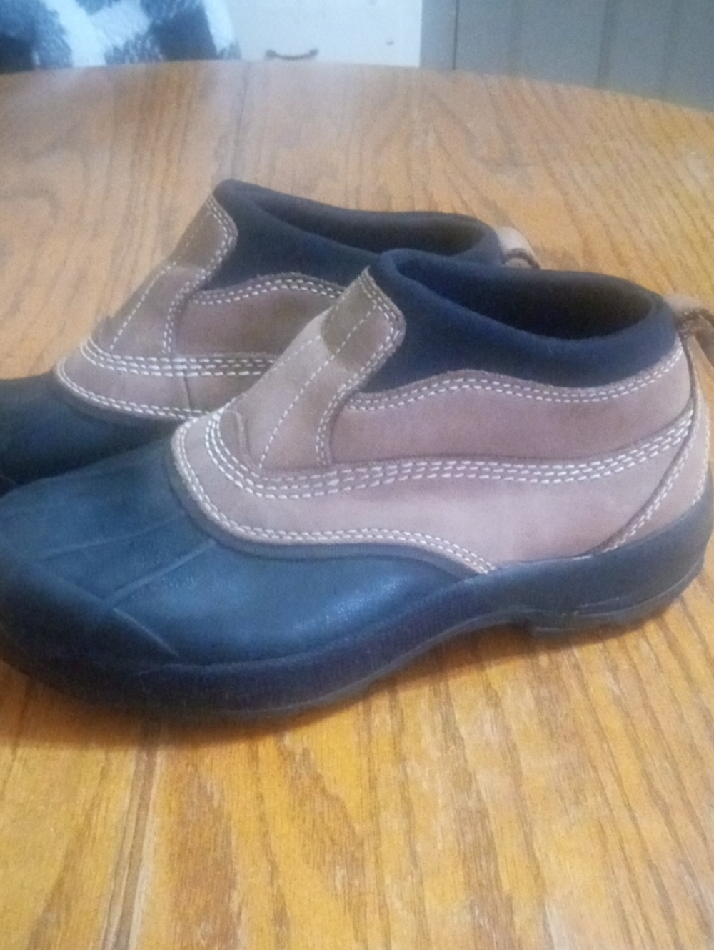 L.L.Bean Ladies 2.5 Tek slip In  Storm Chasers Sz.6.5
